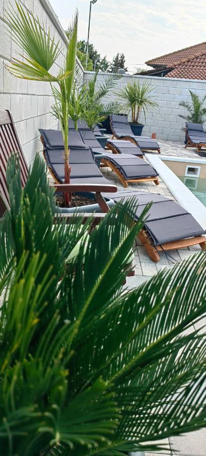 Siofok Apartman エクステリア 写真